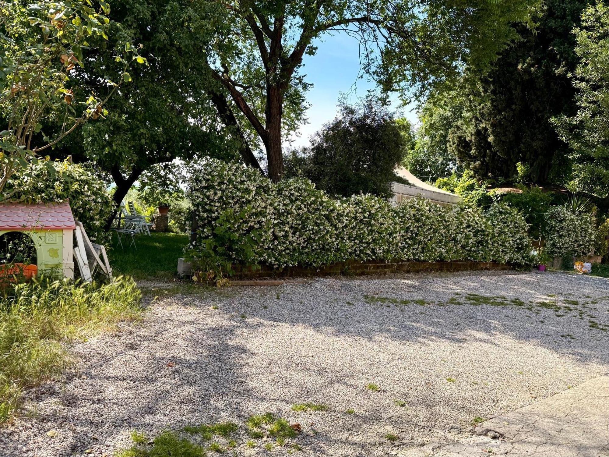 Green Leaves Verona Bagian luar foto